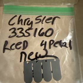 335160 Chrysler Outboard 4 Petal Reed New Oem Nos