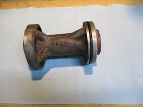 0434391 Evinrude 0384603 Johnson Carrier Housing 1950-1982 50-75hp