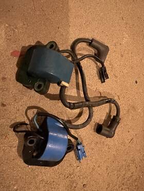 0581407 Evinrude 1974-1976 9.9 15 Hp Johnson Outboard Ignition Coil Coils Pair