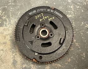 0587104 Evinrude 30 25 15 Hp E-tec Flywheel Electric With Nut 587104 Twostk 2017