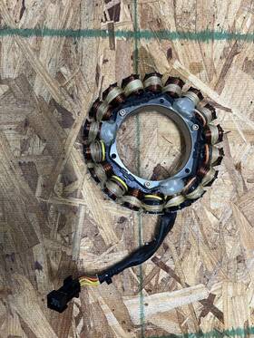 0587245 Evinrude 2014 Etec G2 Stator 250hp Outboard A11-3