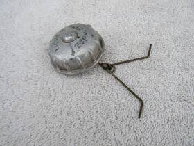 195674 Evinrude Antique Outboard Motor Gas Cap Zephyr Lightfour 1940 Metal No Vent