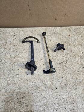 25936 Evinrude Vintage 1958 Big Twin Electric Start 35hp Throttle Linkage Rods