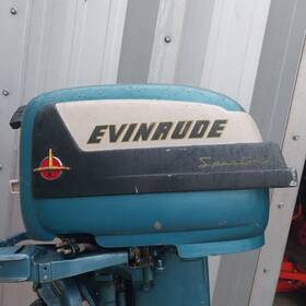 277489 Evinrude 277488 1956 Sportwin 10 - 10hp Outboard Motor Cover Assembly And