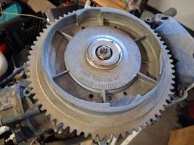 090181 Evinrude 315840 1958 Flywheel 18hp 15926 Outboard