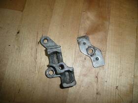 0321383 Evinrude 318509 0318509 Clamp And Block Johnson 135hp