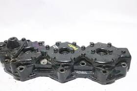 0325556 Evinrude 325556 Oem Johnson 150 175 200 Hp Cylinder Head Port
