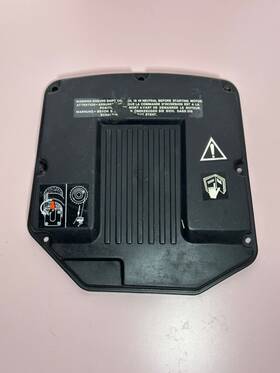 330912 Evinrude Pre-owned 1985 Johnson 40hp Outboard Air Intake Silencer Cover #330912