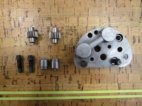 337497 Evinrude Oem 0800 Omc Johnson Power Trim Tilt Valve Body Pump Hardware