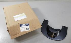 345776 Evinrude New Johnson Outboard Spray Deflector Gearcase Exhaust Housing Plate