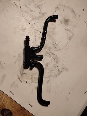395540 Evinrude Johnson 3 Cylinder 2-stroke Fuel Rail