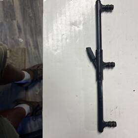 0433364 Evinrude 433364 Johnson 150hp Manifold Tube For Carburetors
