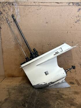 5004632 Evinrude Johnson V4 75 90 115 Hp Outboard 20 Inch Lower Unit Gearcase Foot
