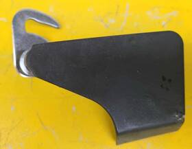 0351427 Evinrude 5005708 Oem Johnson Latch Handle Assembly 351427