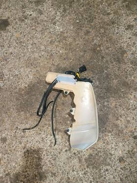 5005804 Evinrude Johnson Outboard 75-90hp 2005 Etec Oil Tank Part#5005804