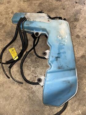 5007253 Evinrude 5007588 Etec Oil Pump And Tank