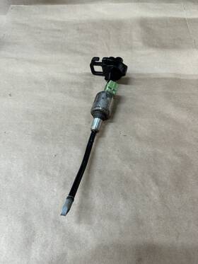 5007950 Evinrude Oem Etec Oil Pump And Manifold Pn# B-100
