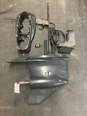 5010350 Evinrude 150 175 200hp 2.7l 66deg. G2 Slx Standard Rotation Gearcase P/n