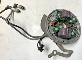 580471 Evinrude Johnson 9.5hp Armature Magneto Ignition Plate Coils Good Spark