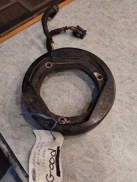 584821 Evinrude Stator 9.9 2000 Pre-owned