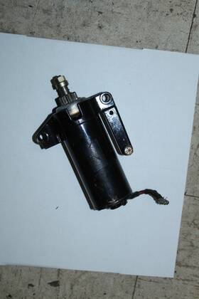 778995 Evinrude Starter Used Free Shipping
