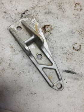 121358 Evinrude Johnson Bracket K7