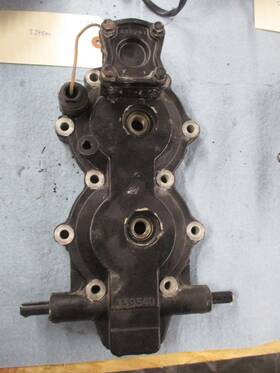 339540 Evinrude Johnson Outboard Cylinder Head Z39