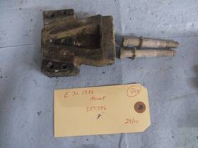 387796 Evinrude Johnson Outboard Mount V48