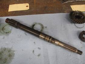 389716 Evinrude Johnson Outboard Propeller Shaft 3 Cylinder W62
