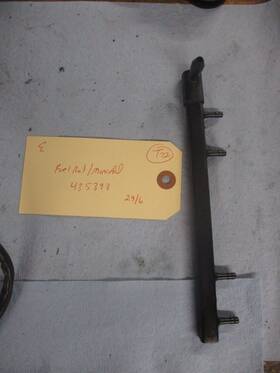435898 Evinrude Johnson Outboard Fuel Rail/mainfold T72