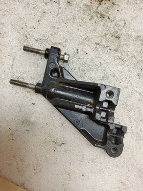 0341898 Evinrude Johnson 5007027 225hp Trunnion Block 1999 K1c