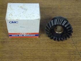 0381810 Evinrude Johnson Omc New P/n 381810 Oem Forward Gear Assembly