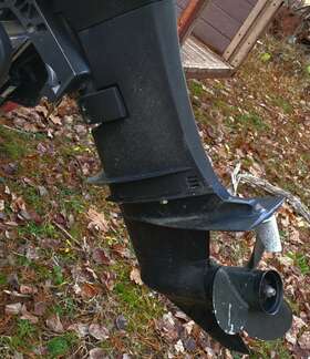 1682-821306t6 Force / Mercury Outboard 50 Hp Complete Lower Unit With 20 Inch Prop