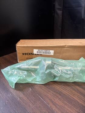 13311-z8d-900 Honda Crankshaft Oem New