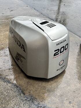 63100-zy3-h02za Honda V6 Top Cowling