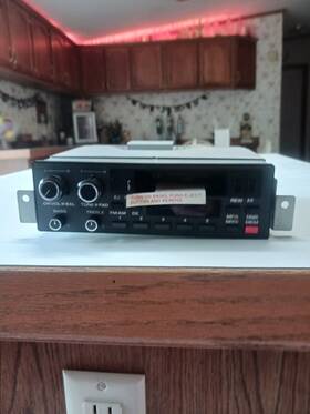 89560016519 Jeep 1987-88 Cherokee/comanche New Am/fm Cassette Oem#8956001651