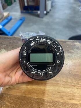 570061 Jensen Am/fm/usb App Blu Wtrp