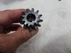 0308617 Johnson 1972 Evinrude 18202 18hp Driveshaft Pinion Gear 308617 Outboard Motor