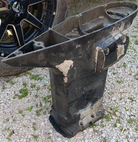 0340824 Johnson 2000 150hp Fast Strike Outer Exhaust Driveshaft Housing Mid Section 20 Inch