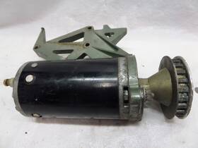 0378160 Johnson 1967 40hp Generator 378160 Bracket 305679 Evinrude Motor Outboard