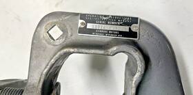 0378478 Johnson Evinrude 5.5 Hp Stern Bracket Transom Clamp 378478 Thumb Screw 1963 Port