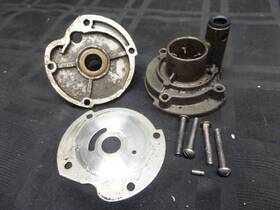0382292 Johnson 1964 Mq10 9.5hp Impeller Housing Plate 382292 Outboard Motor Evinrude