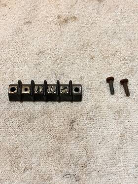 0511271 Johnson 1975 9.9 Hp Terminal Block