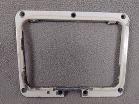 379087 Johnson 307677 1963 75 Hp Cover Door Frame For Parts