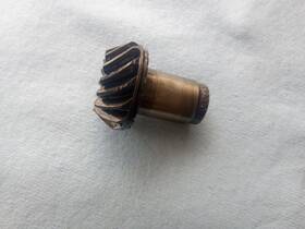 0322079 Johnson 322079 Evinrude Pinion Gear 25 30 35 Hp