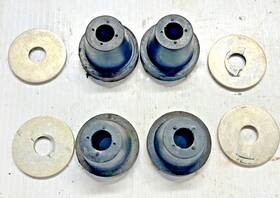 329749 Johnson 328584 Evinrude 150 175 Hp Cover Mounts Washers