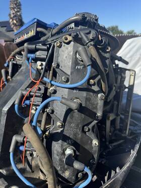 333809-3 Johnson Cylinder Head With Temp Switch Off 1992 V6 Gt 200hp