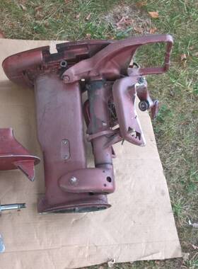 376879 Johnson 1958 Sea Horse 18 H.p. Model Fd-12 Leg