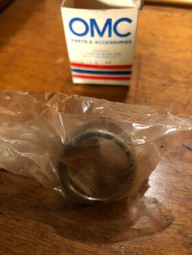 377135 Johnson Evinrude Bearing Assembly New Free Shipping
