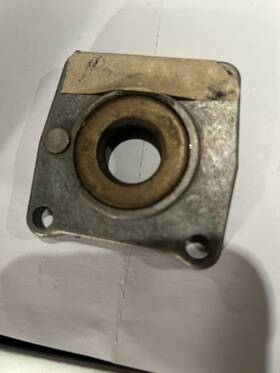 378272 Johnson Evinrude Lower Unit Head And Seal Last One New Free Shipping